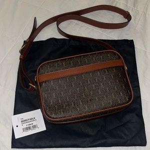 LE MONOGRAMME CAMERA BAG IN CASSANDRE CANVAS AND SMOOTH LEATHER